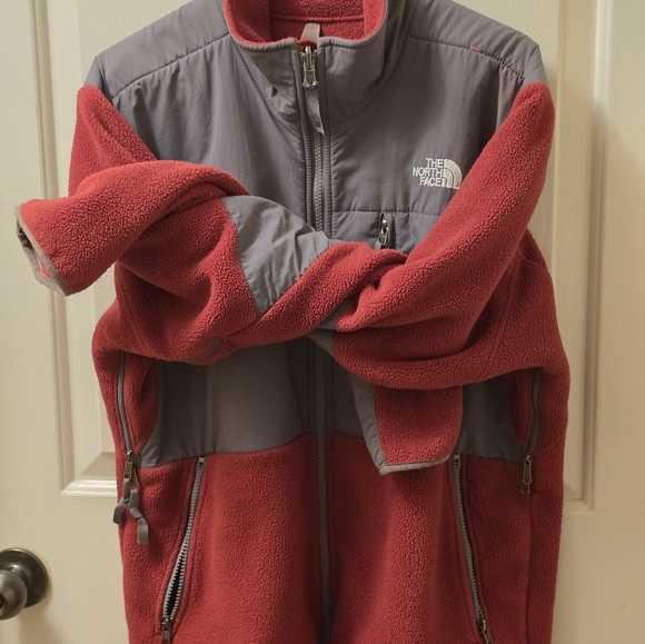 The North Face Red and Gray Polertec Fleece Jacket - Picture 2 of 11